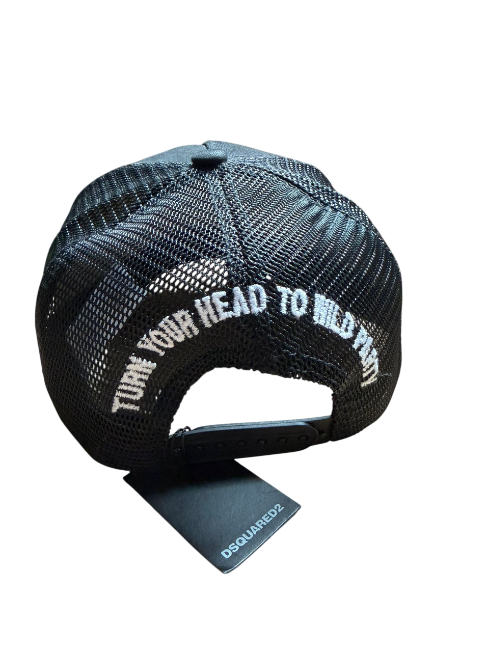 Шапка DSQ2-7821